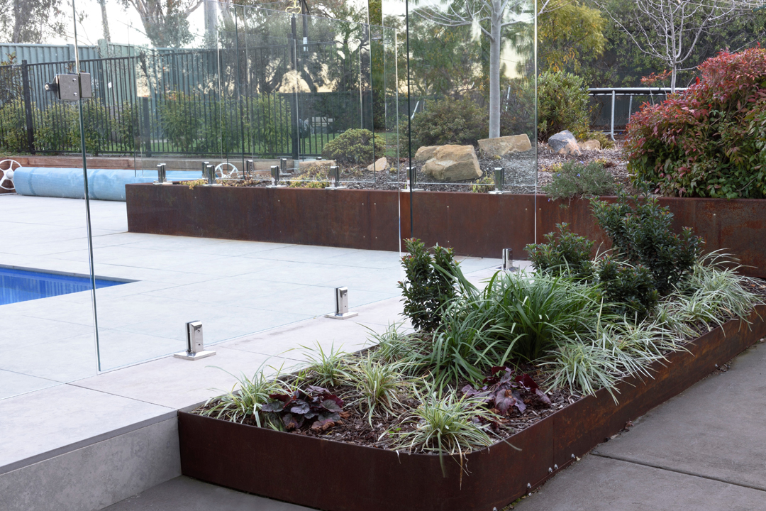 FormBoss Steel Garden Edging - Melbourne Pool and Outdoor Design