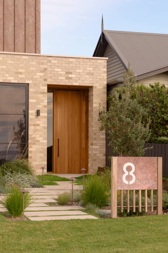 Earth_Design_Landscapes Front