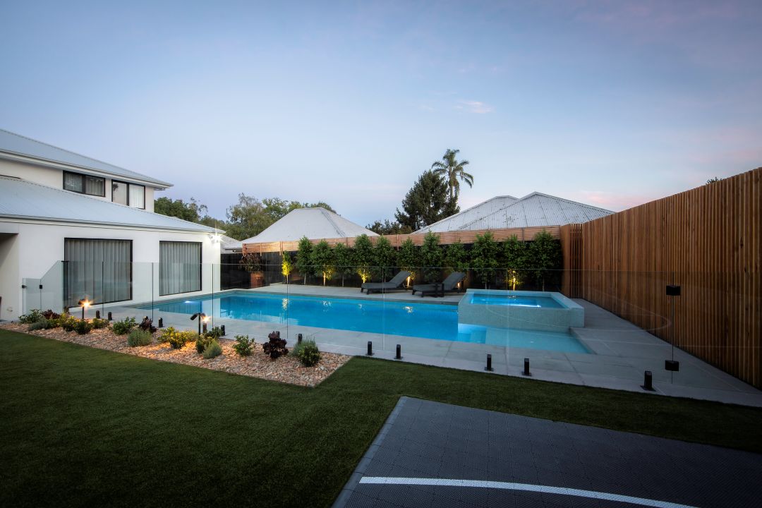 Personal_Pools Living