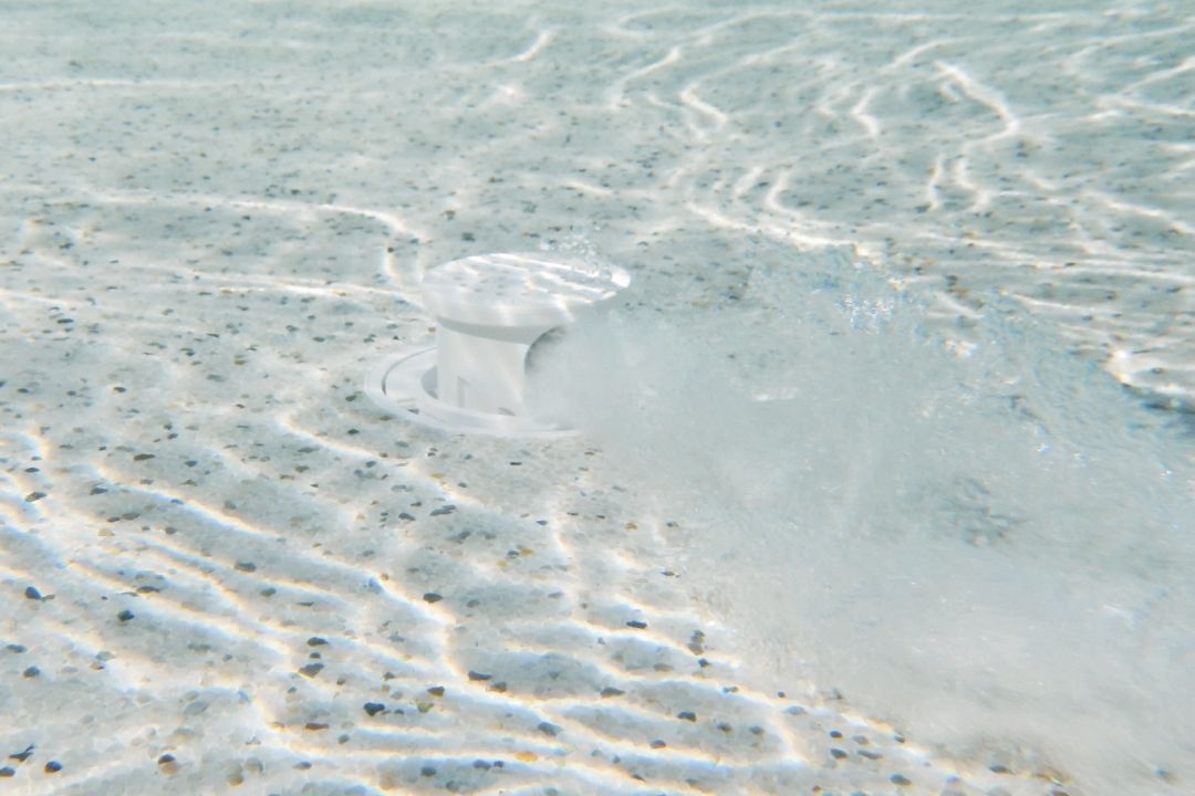 Cooke Industries Cleaning Head Action Shot